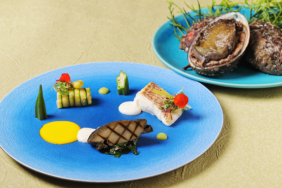 【3rd Anniversary】
Atelier counter dining anniversary course