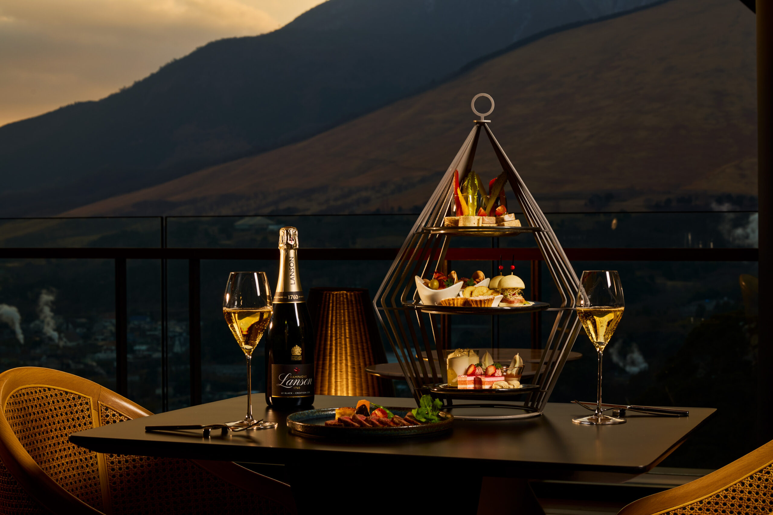 【温泉祭り 限定】ラグジュアリー・ハイティー